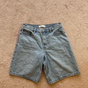 Abercrombie Loose Shorts Long